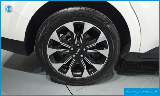KIA CARNIVAL DIESEL 7-SEATER NOBLESSE