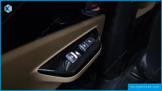 KIA CARNIVAL DIESEL 7-SEATER NOBLESSE