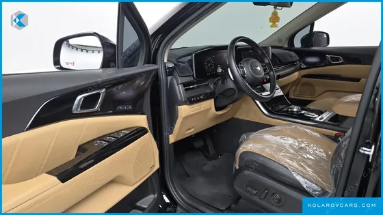 KIA CARNIVAL DIESEL 9-SEATER SIGNATURE