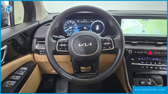 KIA CARNIVAL GASOLINE 11-SEATER PRESTIGE