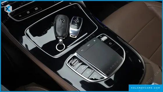MERCEDES E-CLASS E250 AVANTGARDE