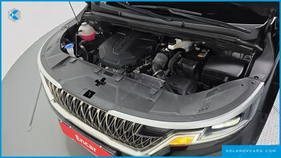KIA CARNIVAL DIESEL 9-SEATER PRESTIGE
