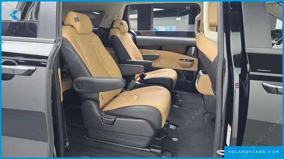 KIA CARNIVAL DIESEL 9-SEATER PRESTIGE