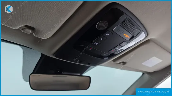 KIA CARNIVAL DIESEL 9-SEATER PRESTIGE