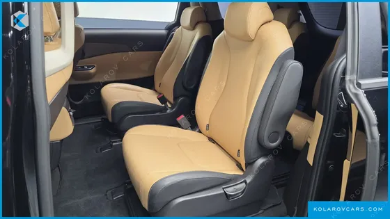 KIA CARNIVAL DIESEL 9-SEATER PRESTIGE