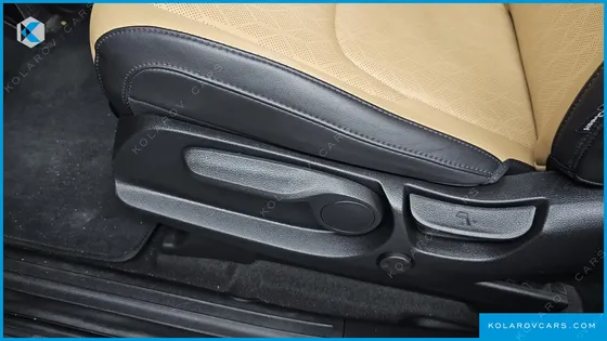 KIA CARNIVAL GASOLINE 9-SEATER PRESTIGE
