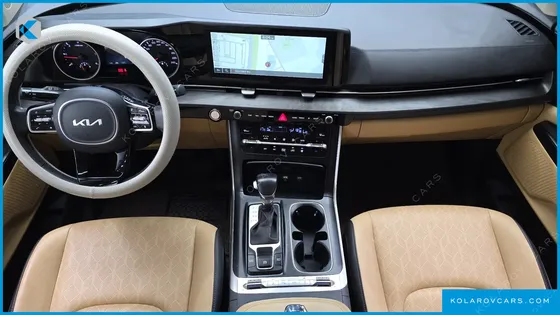 KIA CARNIVAL DIESEL 9-SEATER PRESTIGE