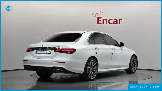 MERCEDES E-CLASS E220D 4MATIC AMG LINE