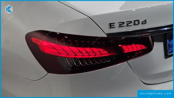 MERCEDES E-CLASS E220D 4MATIC AMG LINE