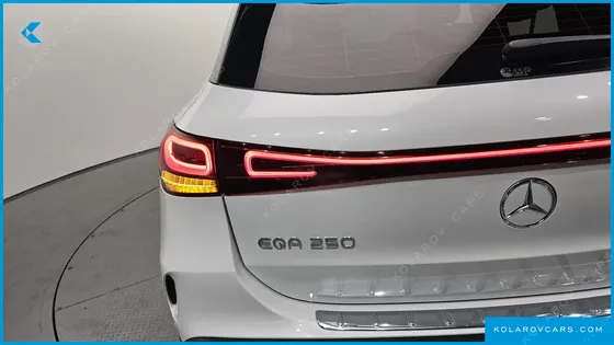 MERCEDES EQA EQA250 AMG PACKAGE PLUS