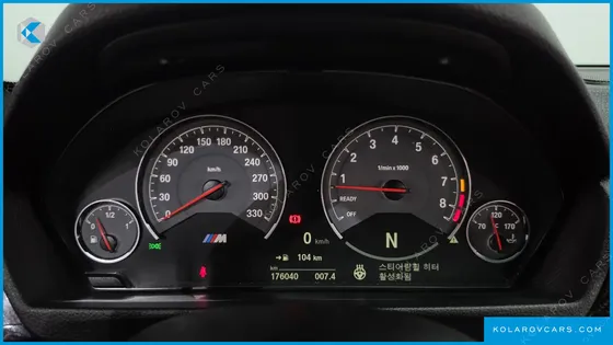 BMW M4 M4 COUPE
