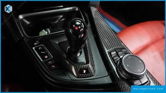 BMW M4 M4 COUPE