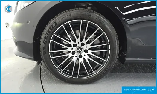 MERCEDES C-CLASS C200 AVANTGARDE