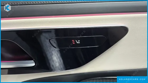 MERCEDES E-CLASS E200 AVANTGARDE