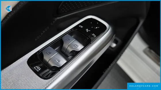 MERCEDES E-CLASS E200 AVANTGARDE