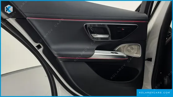 MERCEDES E-CLASS E300 4MATIC AMG LINE