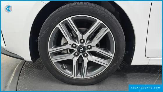 KIA K3 TRENDY