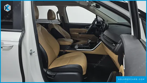 KIA CARNIVAL DIESEL 9-SEATER PRESTIGE