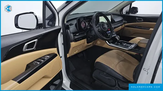 KIA CARNIVAL DIESEL 9-SEATER PRESTIGE