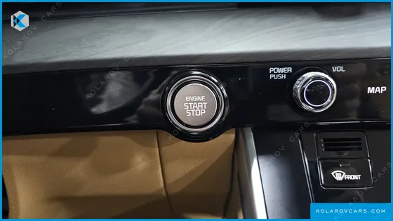 KIA CARNIVAL DIESEL 9-SEATER PRESTIGE