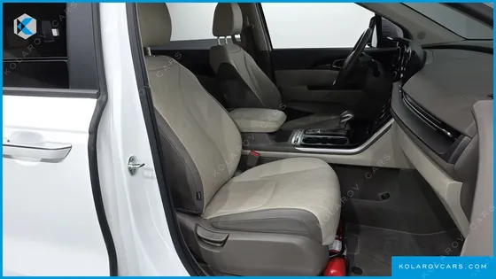 KIA CARNIVAL GASOLINE 11-SEATER PRESTIGE