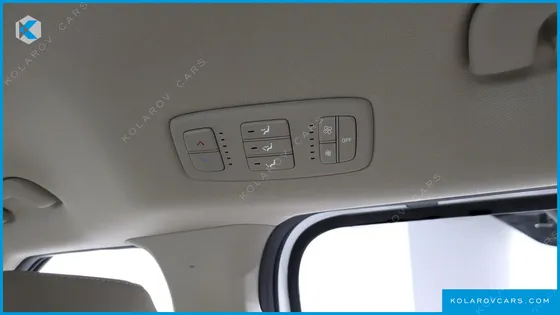 KIA CARNIVAL GASOLINE 11-SEATER PRESTIGE