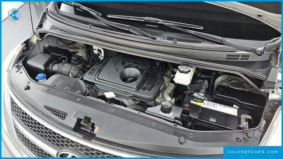 HYUNDAI STAREX 11-SEATER WAGON HVX