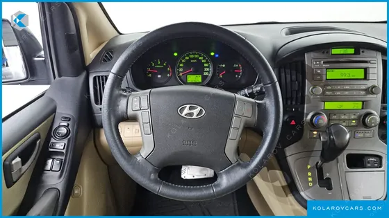 HYUNDAI STAREX 11-SEATER WAGON HVX