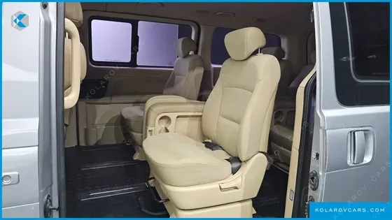 HYUNDAI STAREX 11-SEATER WAGON HVX