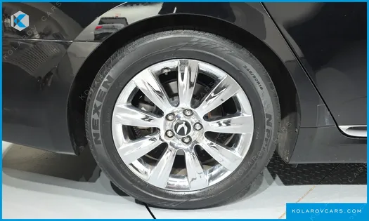 HYUNDAI EQUUS VS380