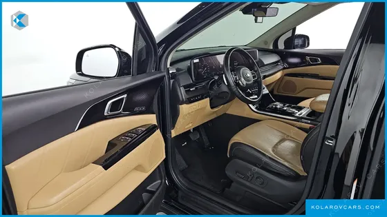 KIA CARNIVAL DIESEL 7-SEATER SIGNATURE