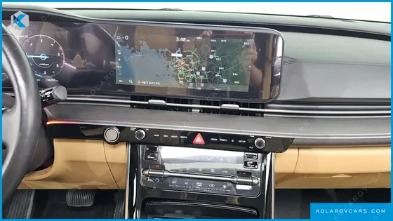 KIA CARNIVAL DIESEL 7-SEATER SIGNATURE
