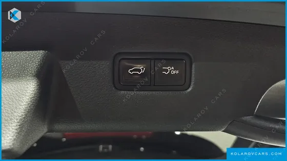 KIA CARNIVAL DIESEL 7-SEATER SIGNATURE