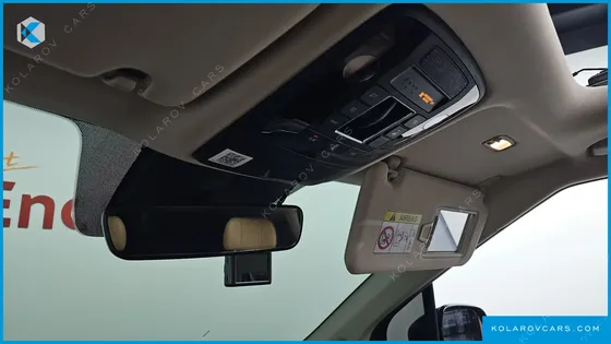 KIA CARNIVAL DIESEL 7-SEATER SIGNATURE