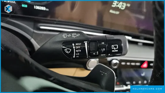 KIA CARNIVAL DIESEL 7-SEATER SIGNATURE