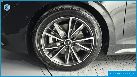 HYUNDAI GRANDEUR 3.3
