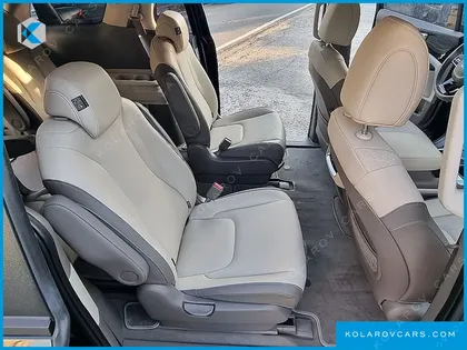 KIA CARNIVAL DIESEL 9-SEATER PRESTIGE