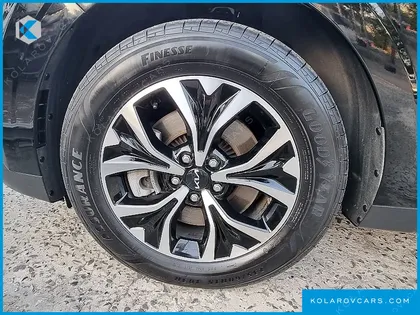 KIA CARNIVAL DIESEL 9-SEATER PRESTIGE