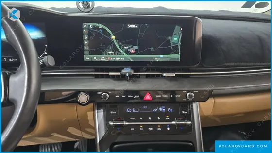 KIA CARNIVAL DIESEL 9-SEATER PRESTIGE