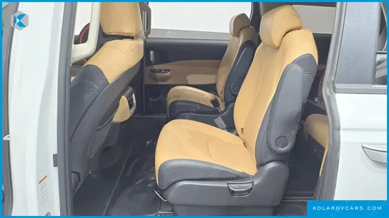 KIA CARNIVAL DIESEL 9-SEATER PRESTIGE