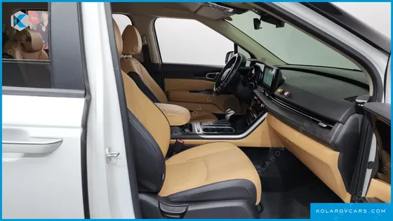 KIA CARNIVAL DIESEL 9-SEATER PRESTIGE
