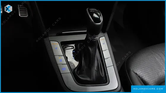 HYUNDAI ELANTRA (AVANTE) 1.6 GDI SMART