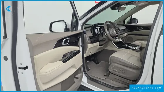 KIA CARNIVAL DIESEL 9-SEATER NOBLESSE