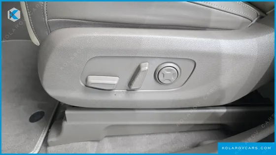 KIA CARNIVAL DIESEL 9-SEATER NOBLESSE