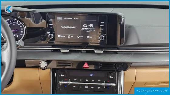 KIA CARNIVAL DIESEL 9-SEATER NOBLESSE