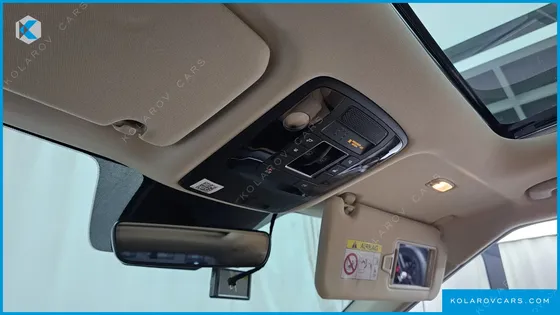 KIA CARNIVAL DIESEL 9-SEATER NOBLESSE