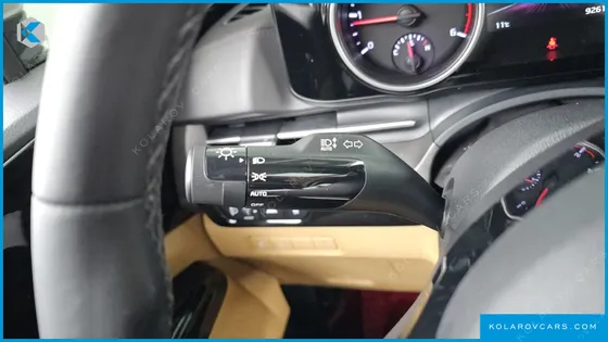 KIA CARNIVAL DIESEL 9-SEATER NOBLESSE