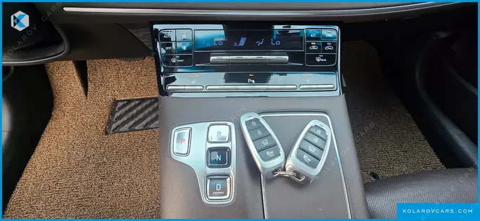 HYUNDAI GRANDEUR 3.0 LPI RENT CAR