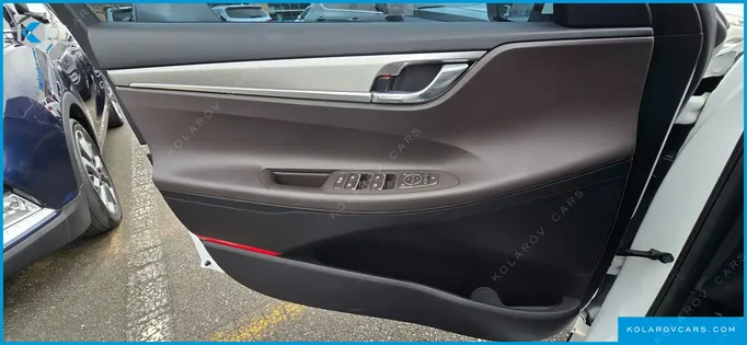 HYUNDAI GRANDEUR 3.0 LPI RENT CAR