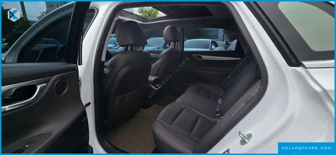 HYUNDAI GRANDEUR 3.0 LPI RENT CAR